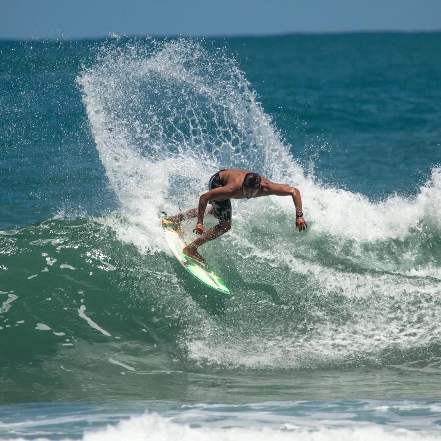 Ola Bonita Beachfront Apart Hotel Playa Hermosa  Exterior photo